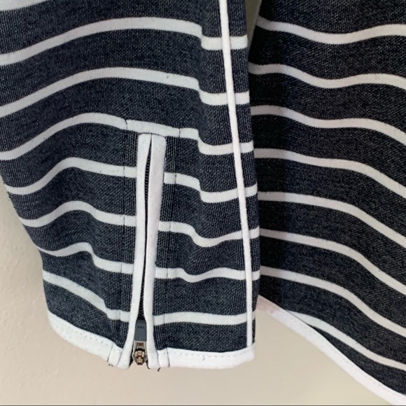 Orvis Women’s Quarter Zip Pullover Sweatshirt - Picture 4 of 10